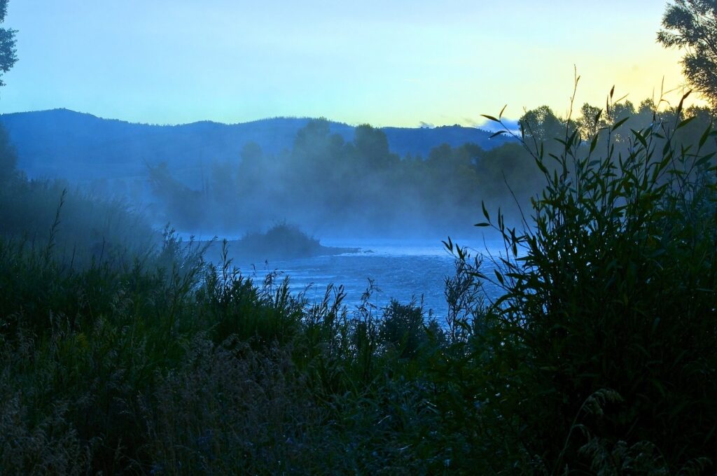 Gros Morne National Park- mist on gros ventre, mist, morning